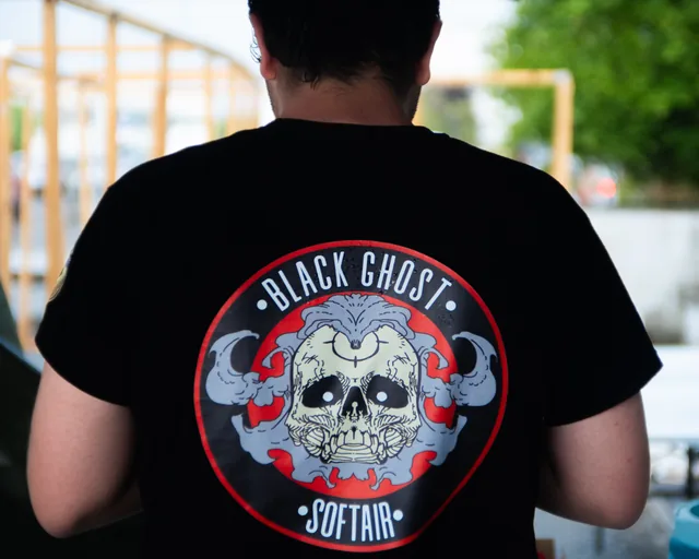 Logo squadra su maglia operatore